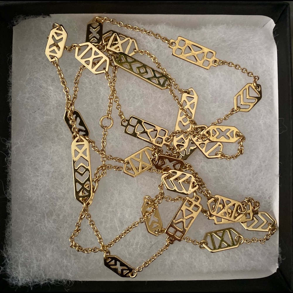 Stella and Dot necklace.  36 inches.  Like new condition.  (Never worn)